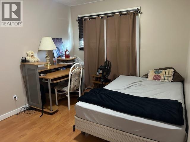 5208 43 Street Property Photo 18