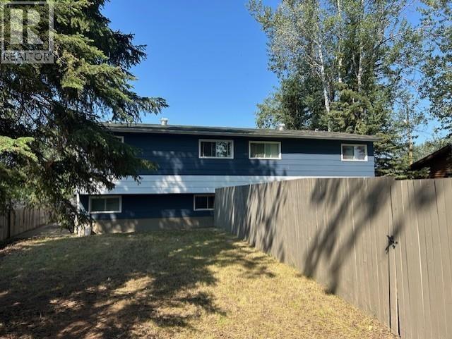 5208 43 Street Property Photo 30