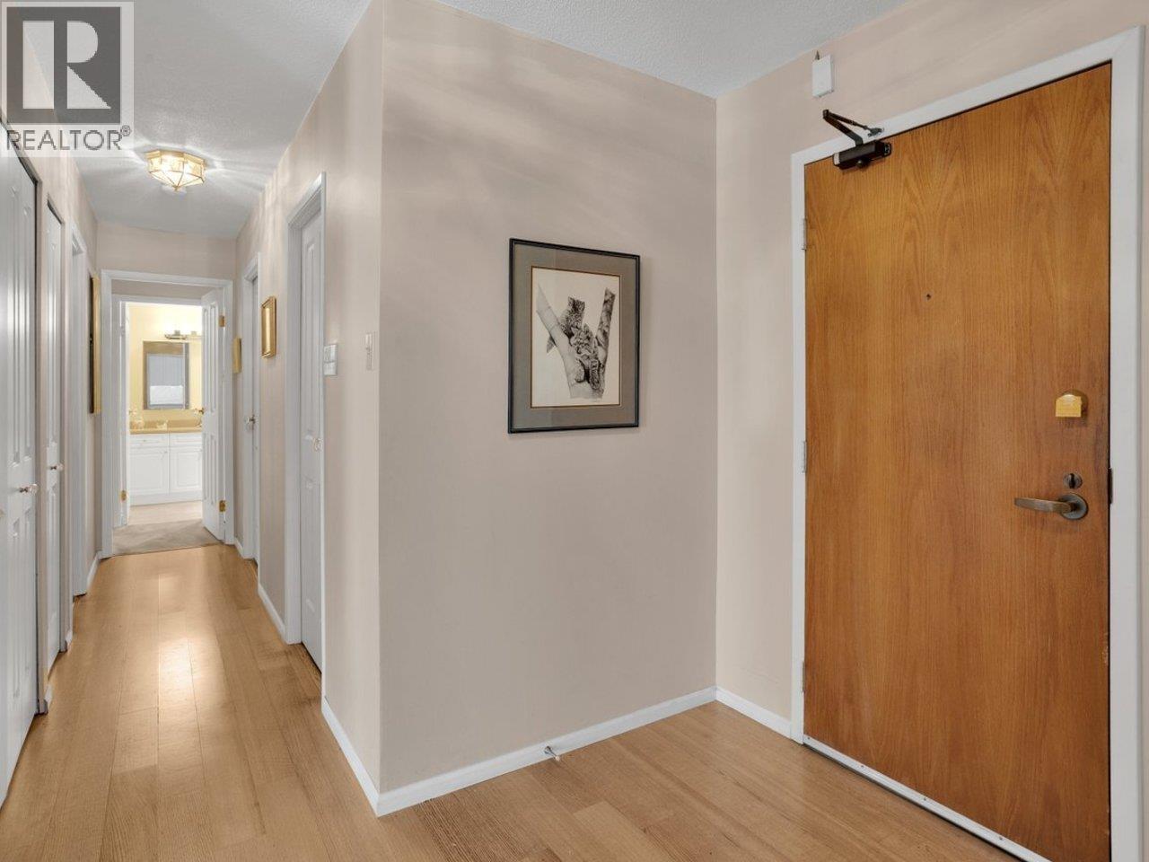 206 2140 Briar Avenue Property Photo 4