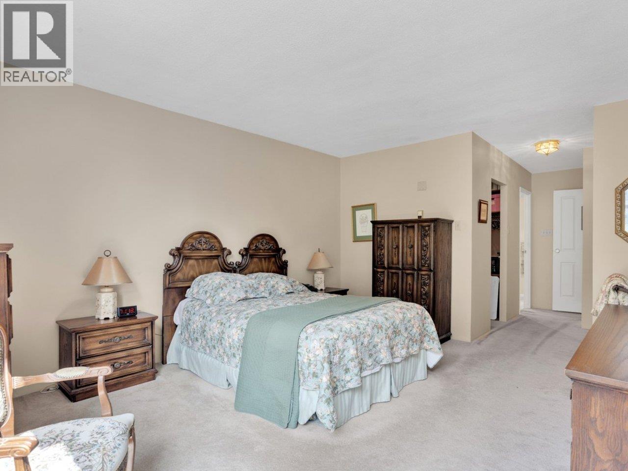 206 2140 Briar Avenue Property Photo 21