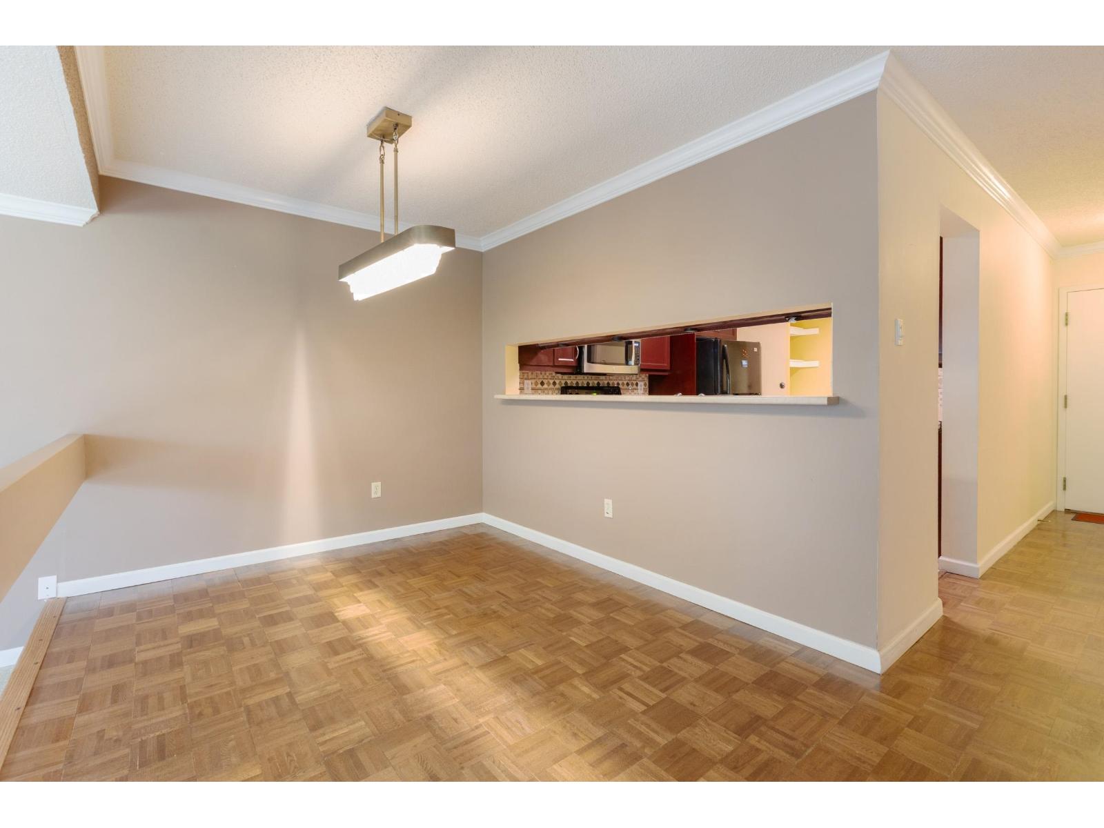 211 15282 19 Avenue Property Photo 5