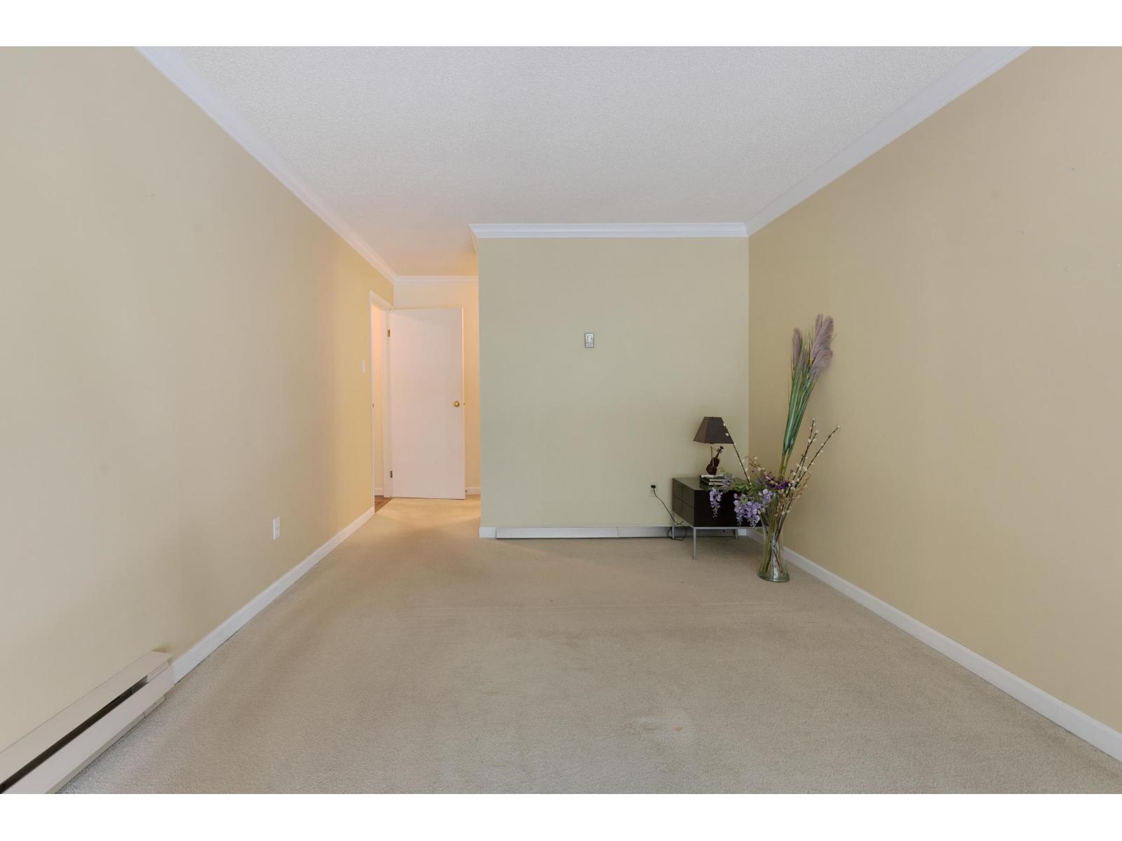 211 15282 19 Avenue Property Photo 18