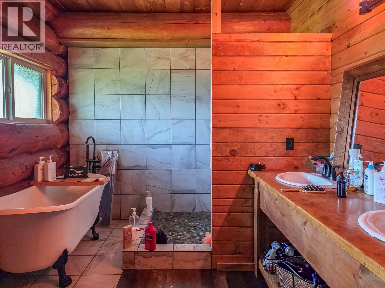 10887 Bye Road Property Photo 16