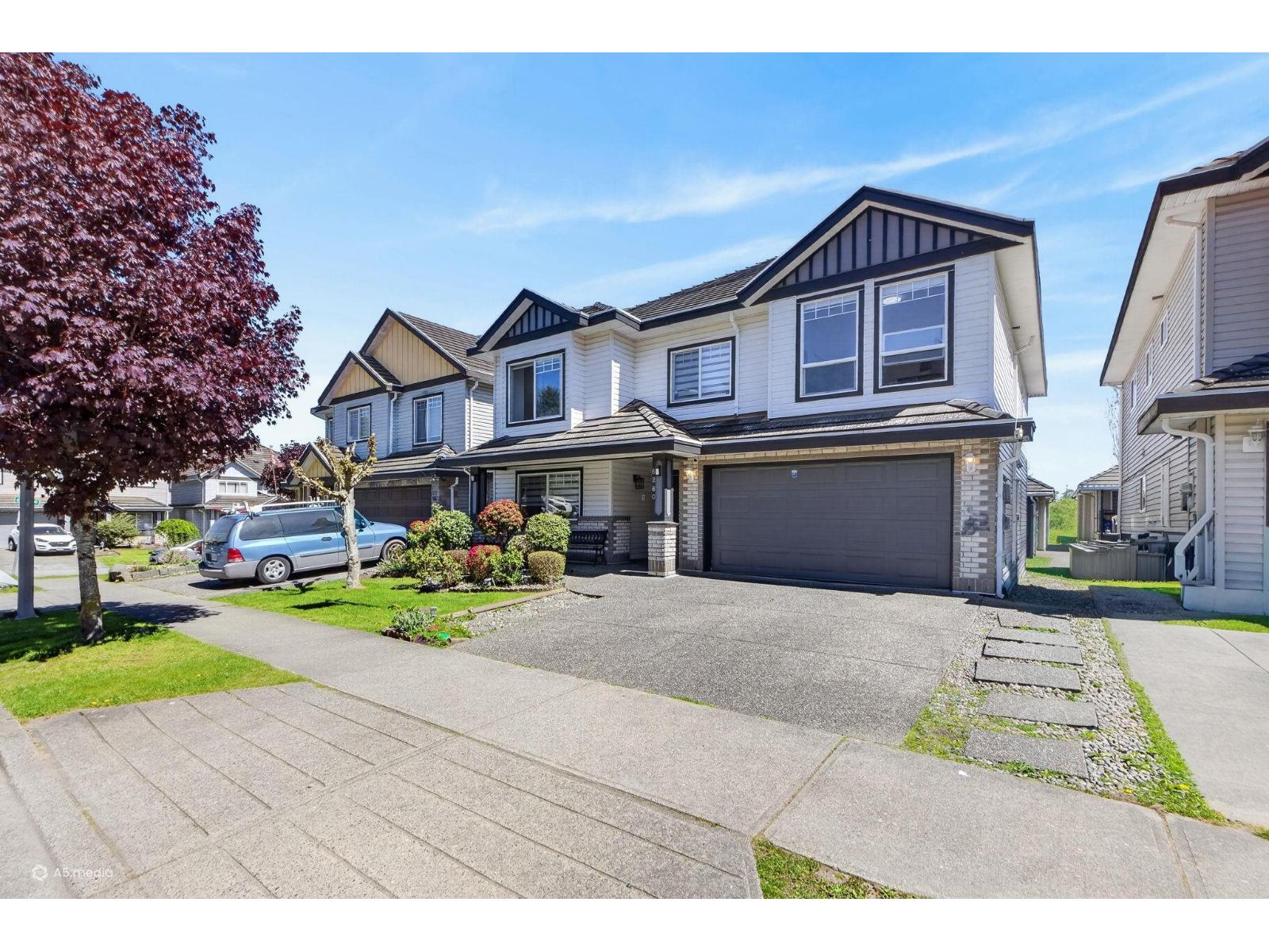 6280 137b Street Property Photo 2