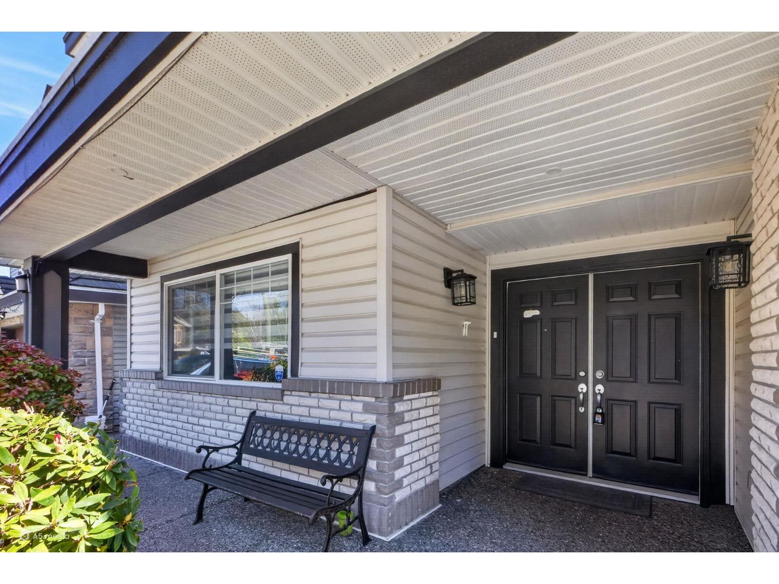 6280 137b Street Property Photo 5