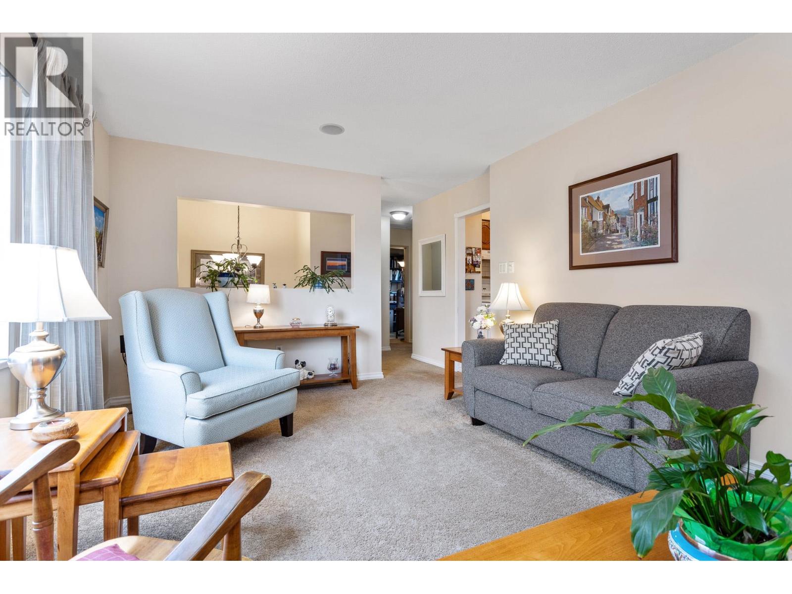 11809 230 Street Property Photo 10