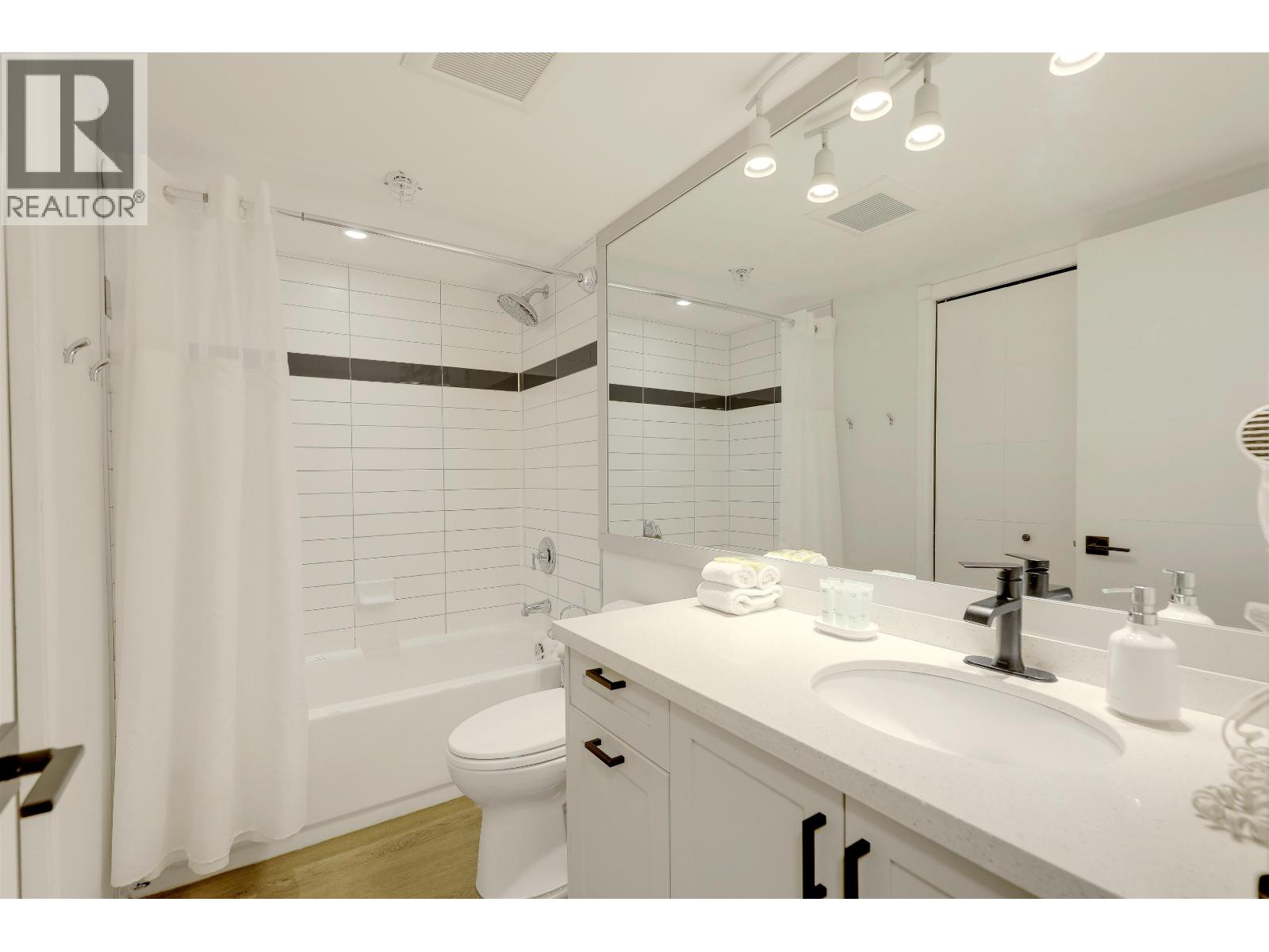 217 4749 Spearhead Drive Property Photo 16