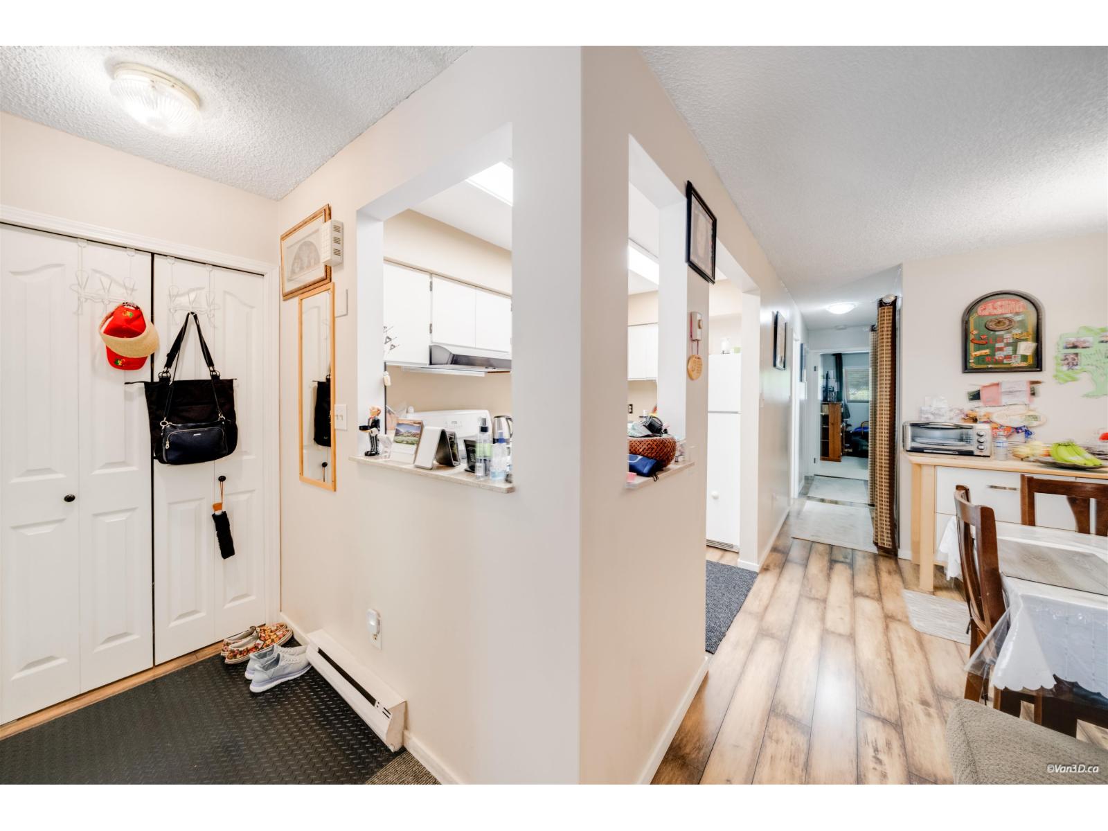 14828 Holly Park Lane Property Photo 13