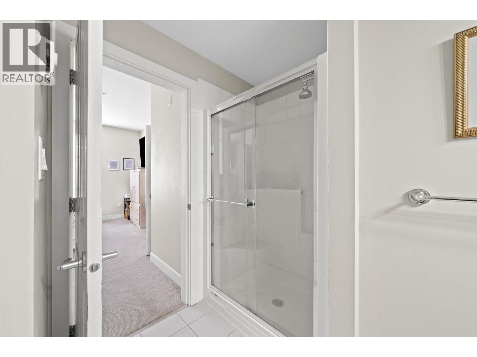 211 2353 Marpole Avenue Property Photo 19