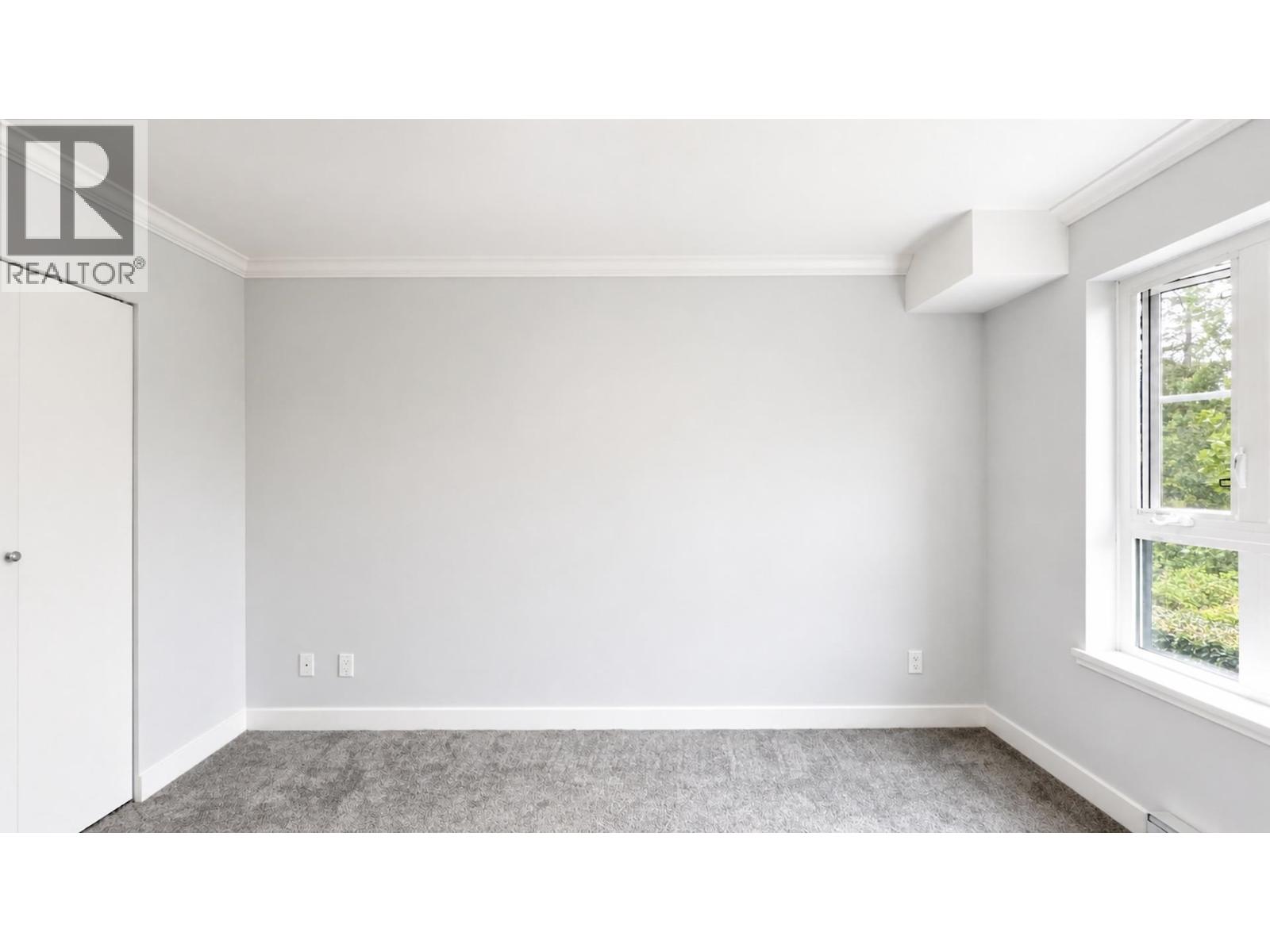 201 12075 Edge Street Property Photo 11