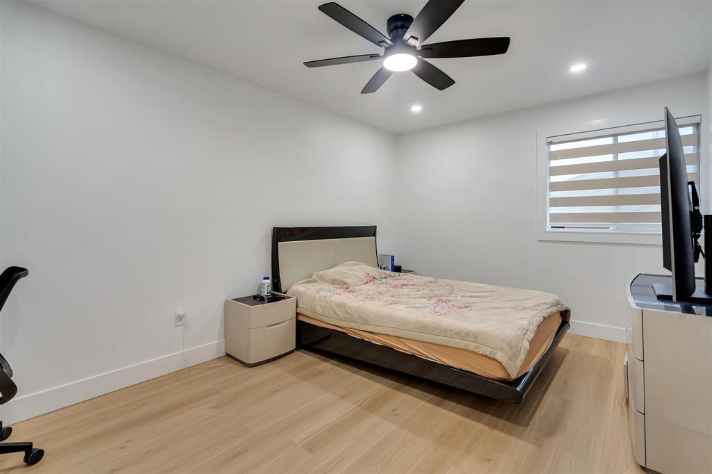 8719 140b Street Property Photo 17