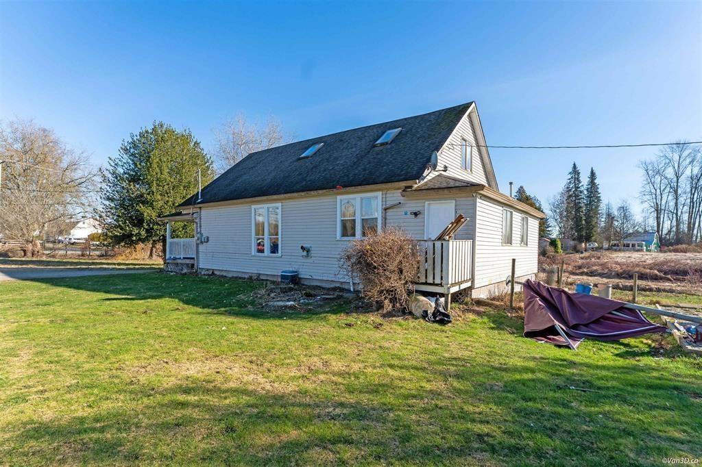 21780 64 Avenue Property Photo 3