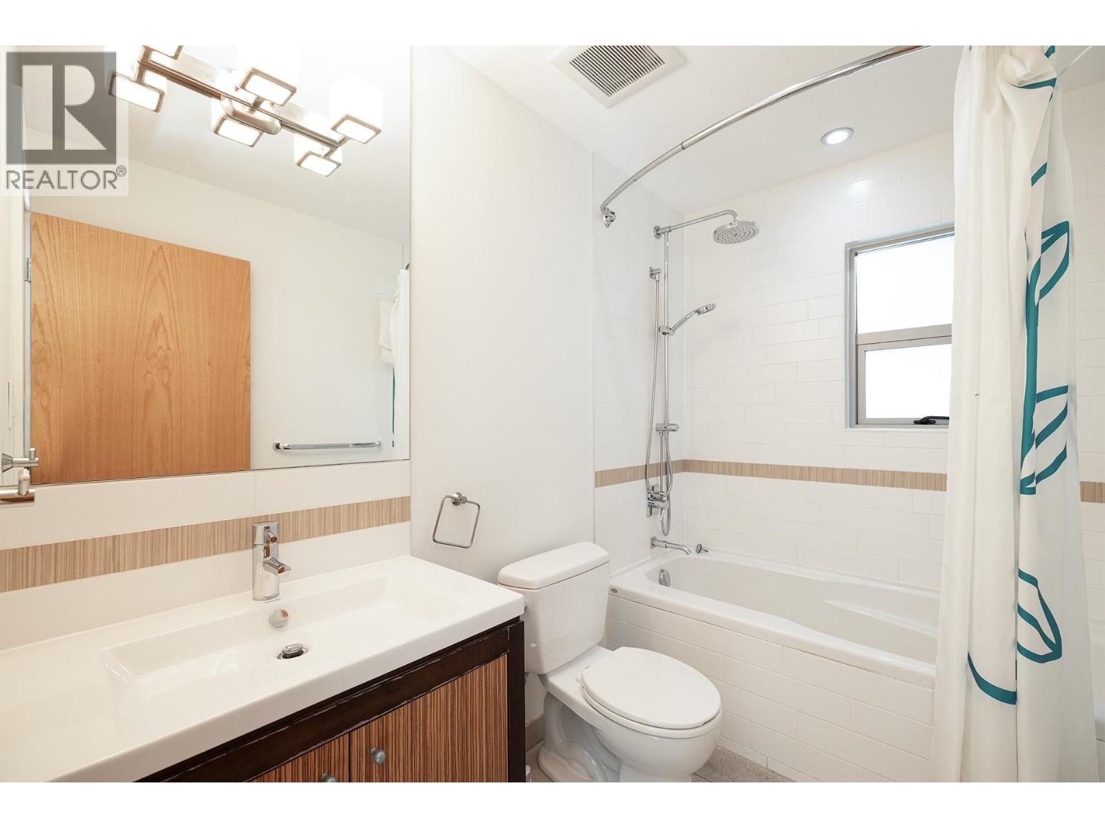 4888 Trafalgar Street Property Photo 23