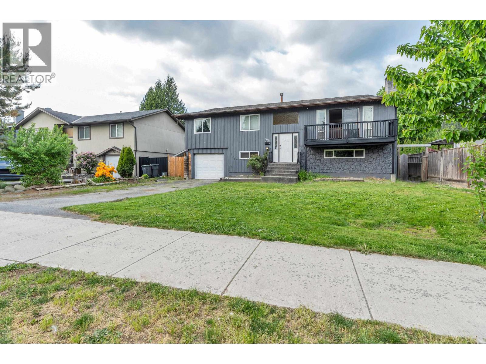1231 PRAIRIE AVENUE