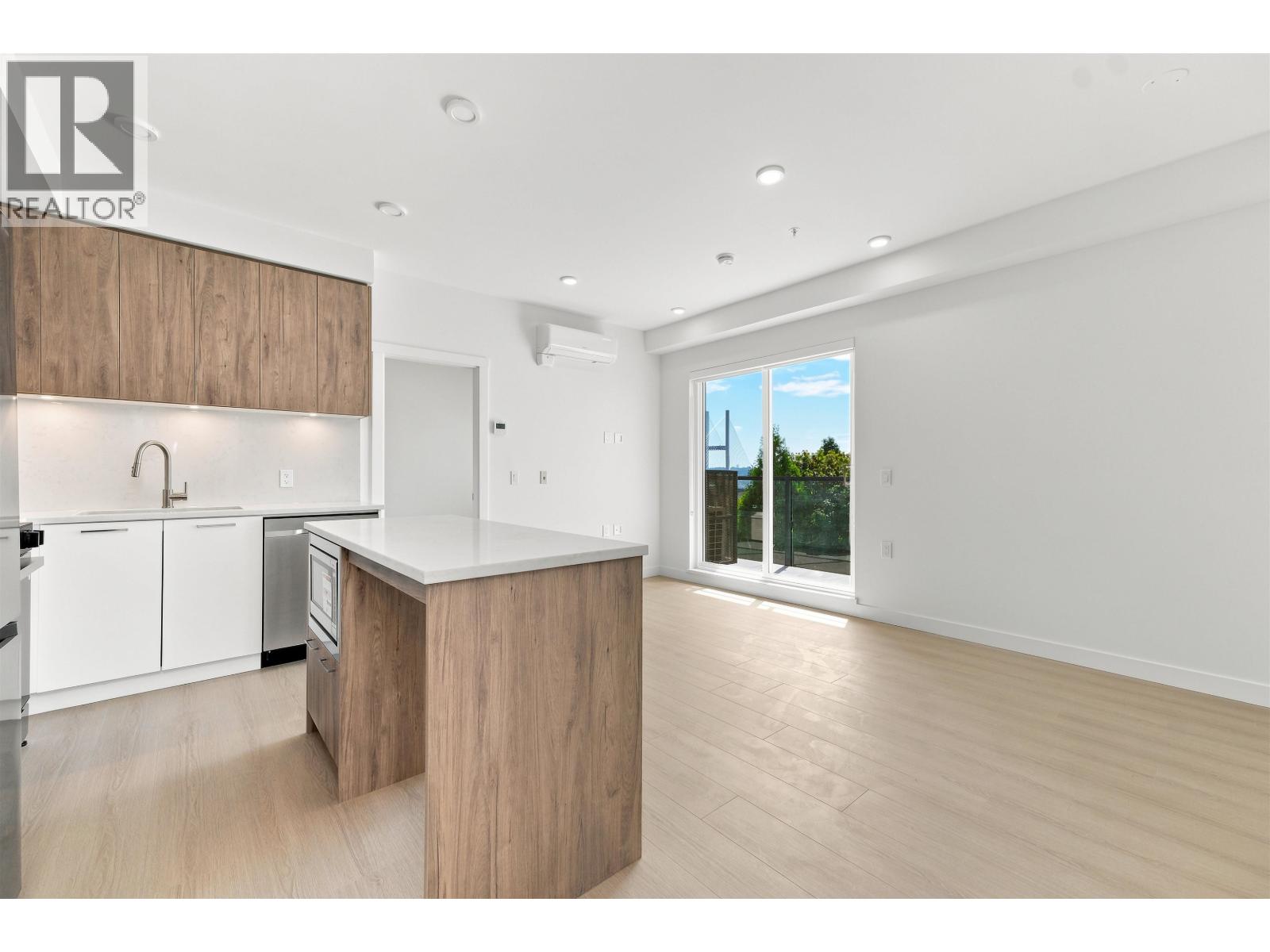 427 82 FIRST STREET Property Photo 1