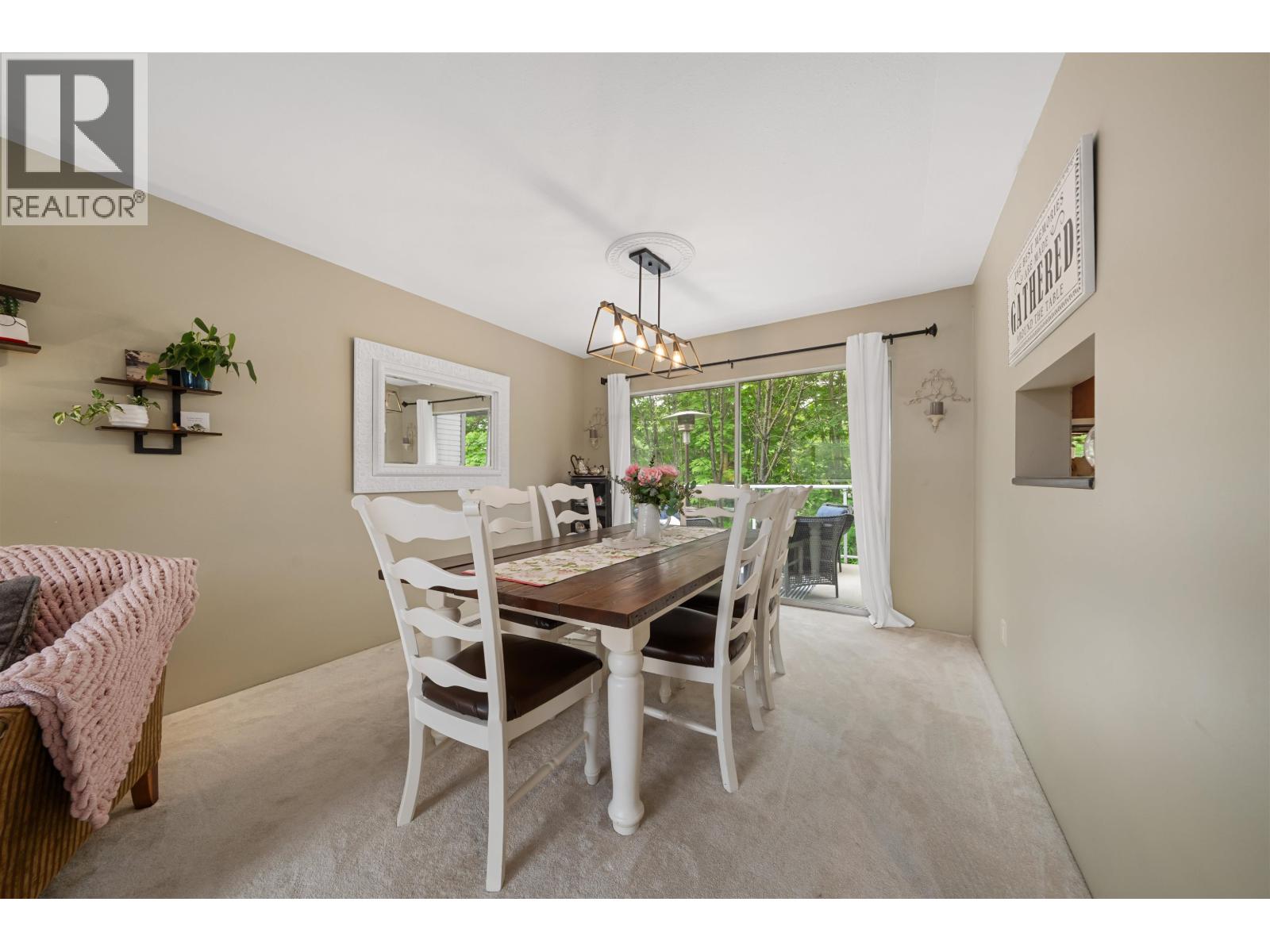 175 1140 Castle Crescent Property Photo 8