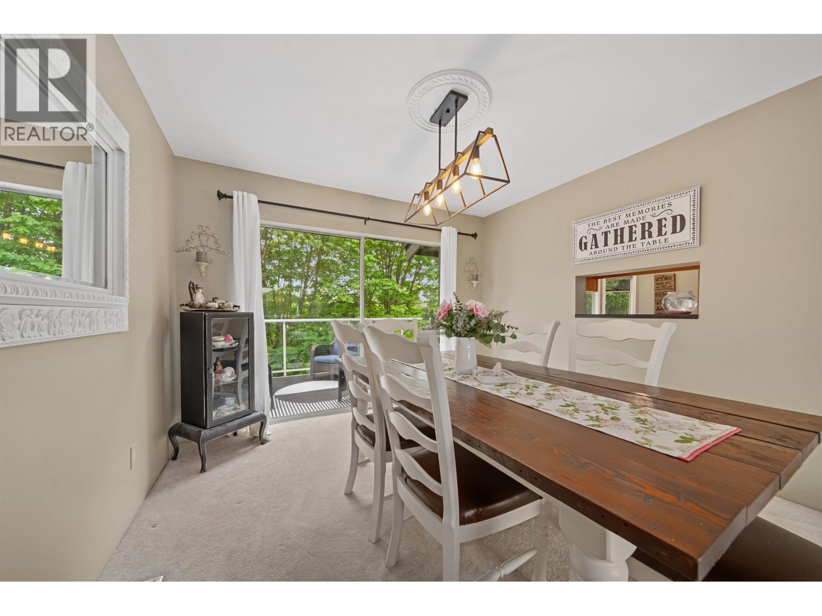 175 1140 Castle Crescent Property Photo 9