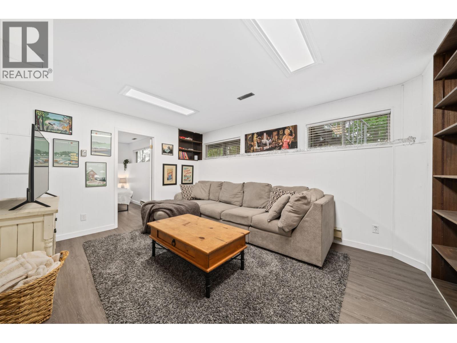 175 1140 Castle Crescent Property Photo 25