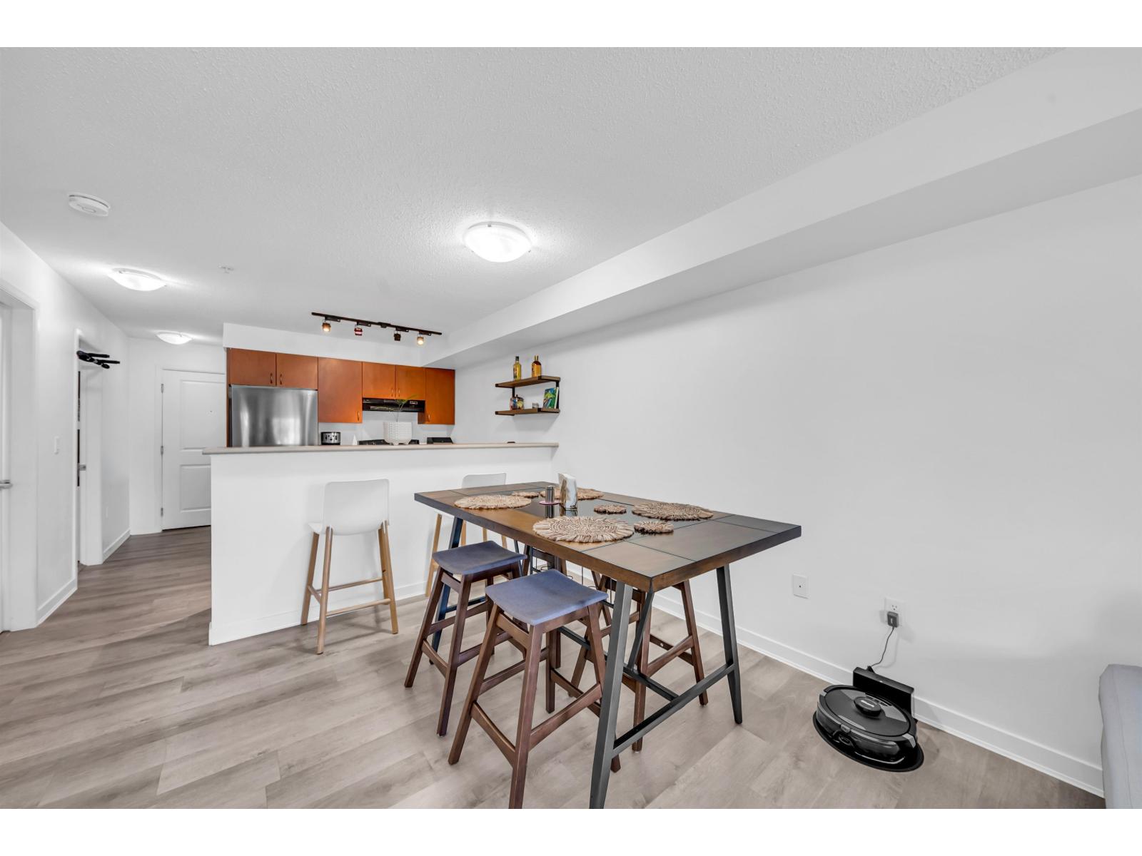 209 5465 203 Street Property Photo 6