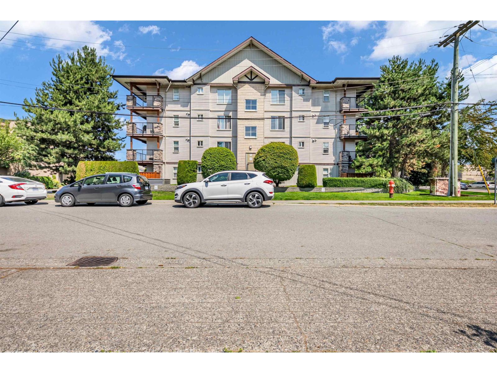 209 5465 203 Street Property Photo 23
