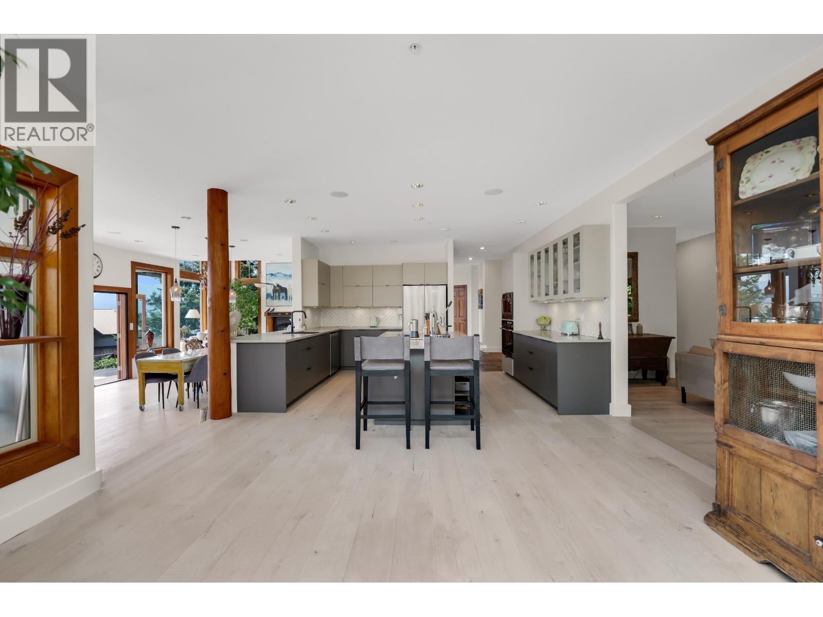 4 40781 Thunderbird Ridge Property Photo 8