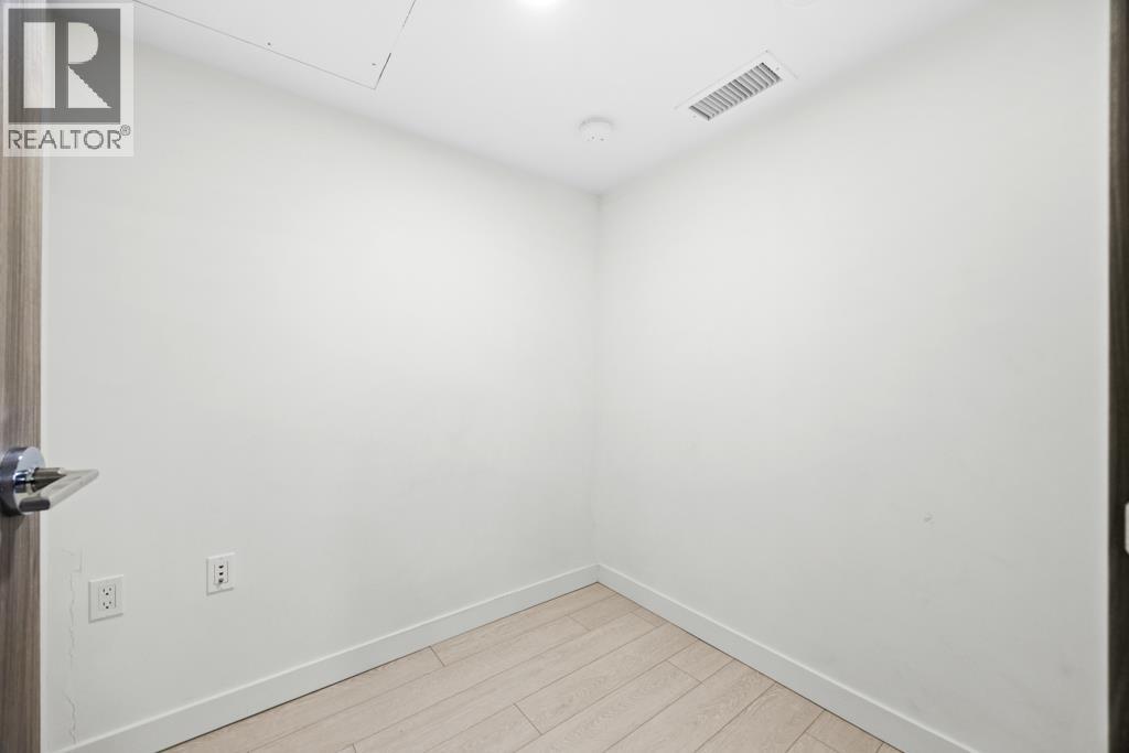 781 3311 Ketcheson Road Property Photo 24