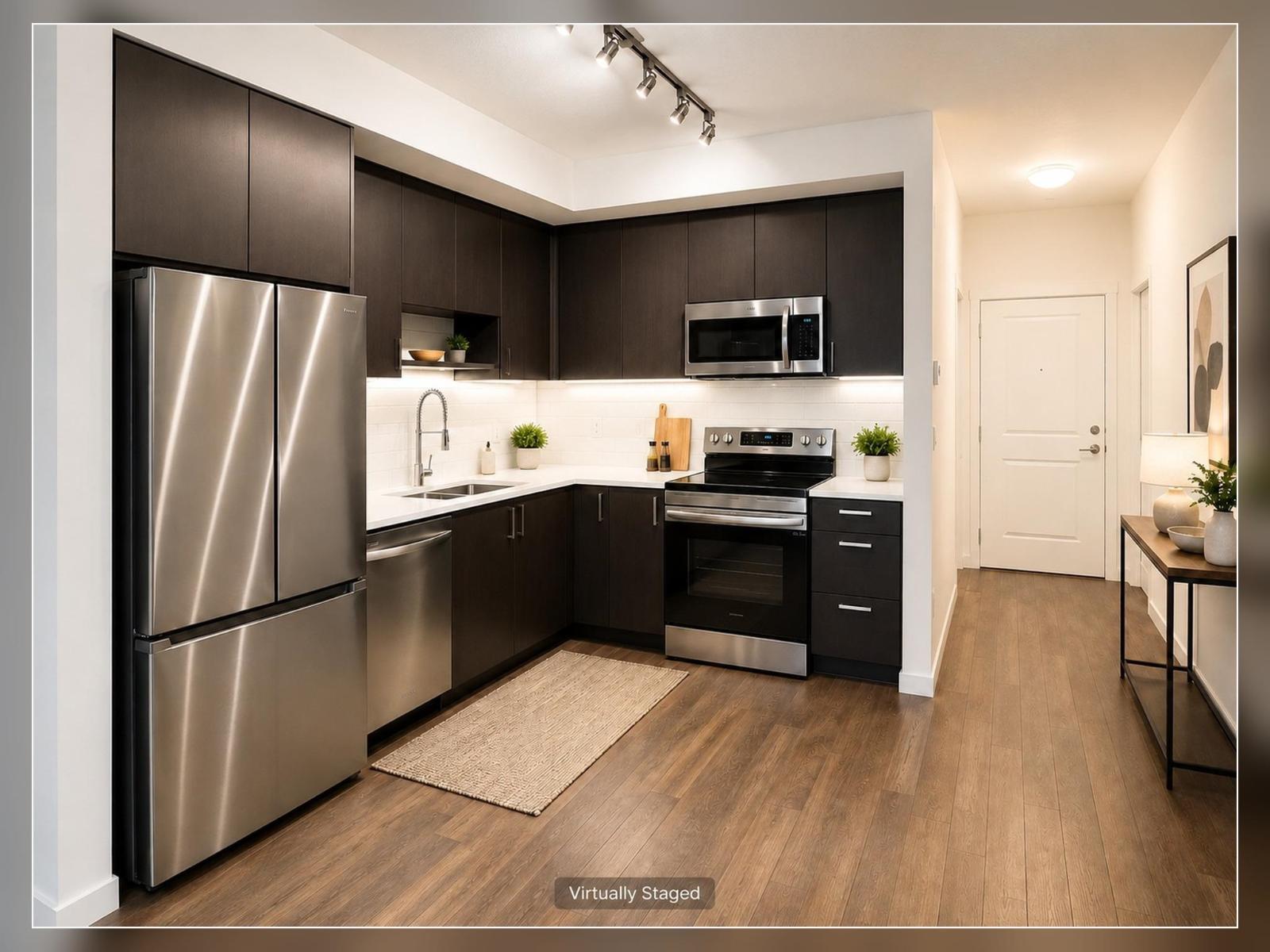 313 15858 Fraser Highway Property Photo 3