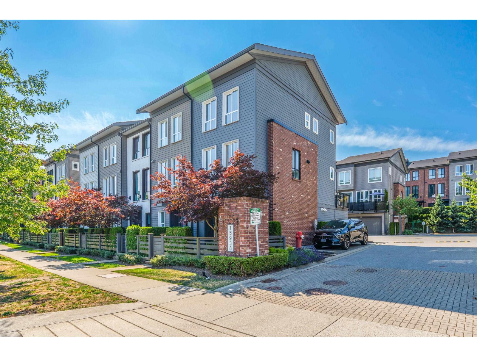 20 15938 27 Avenue Property Photo 1