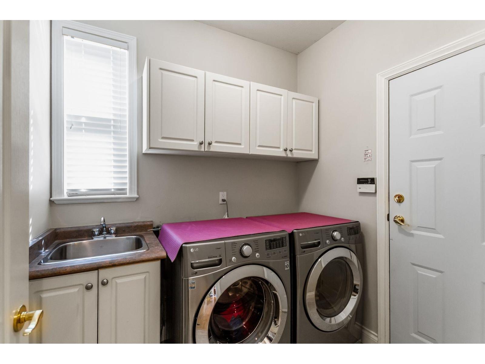 11167 160a Street Property Photo 29