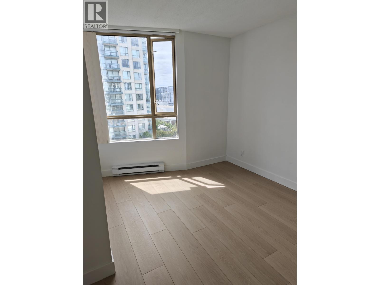 805 7995 Westminster Highway Property Photo 19