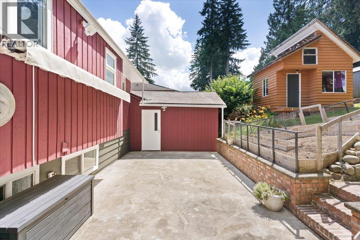 1866 Eastern Drive Property Photo 30