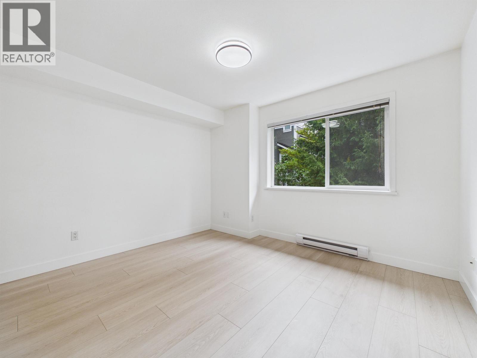 7 5525 Halley Avenue Property Photo 13