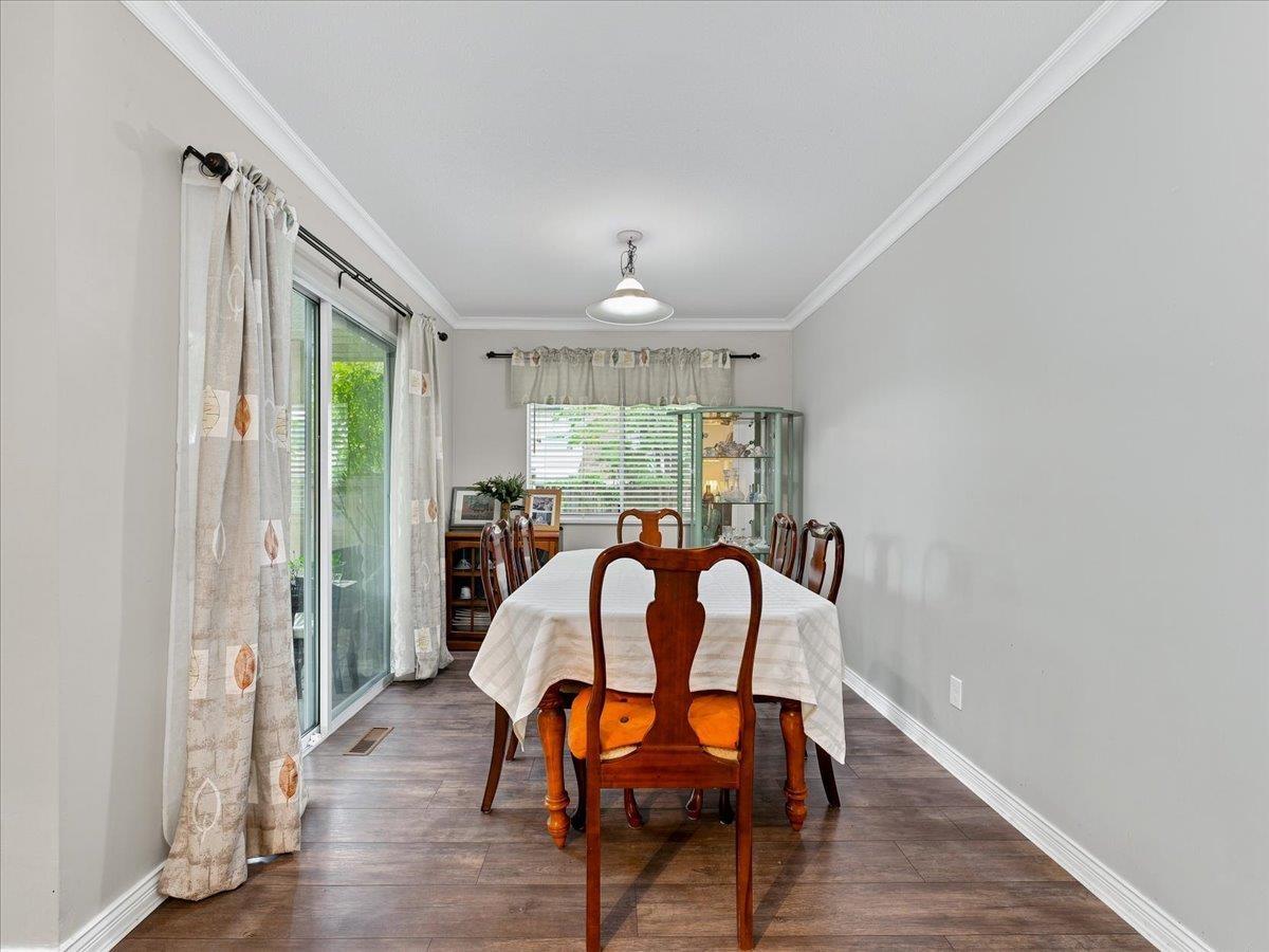 14 9926 151 Street Property Photo 6