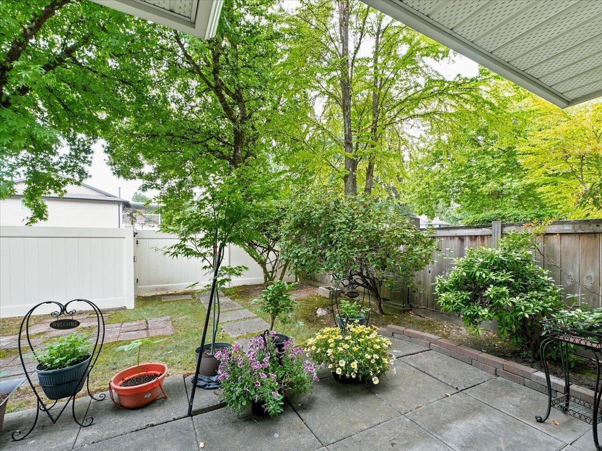 14 9926 151 Street Property Photo 7