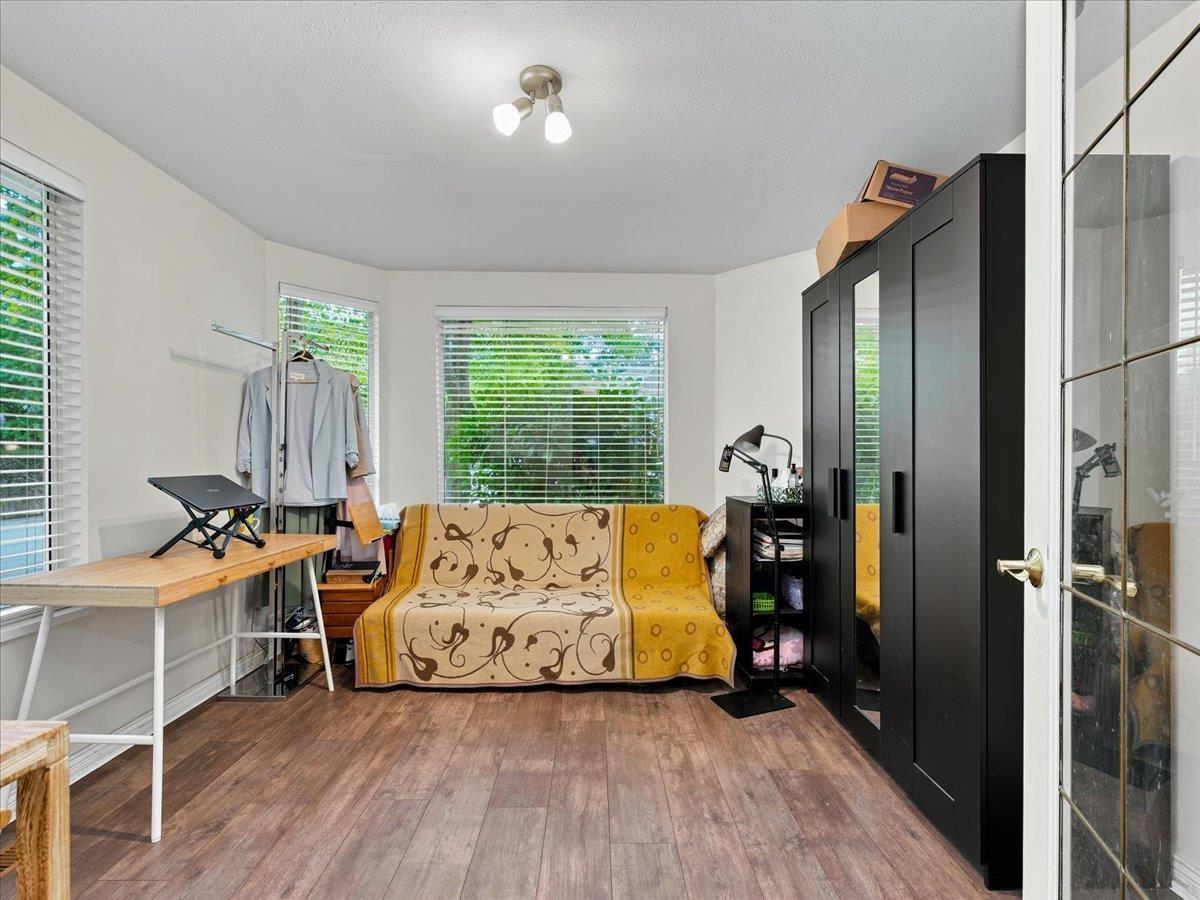 14 9926 151 Street Property Photo 12
