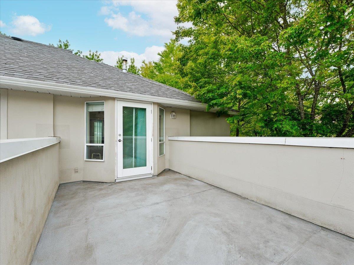 14 9926 151 Street Property Photo 17