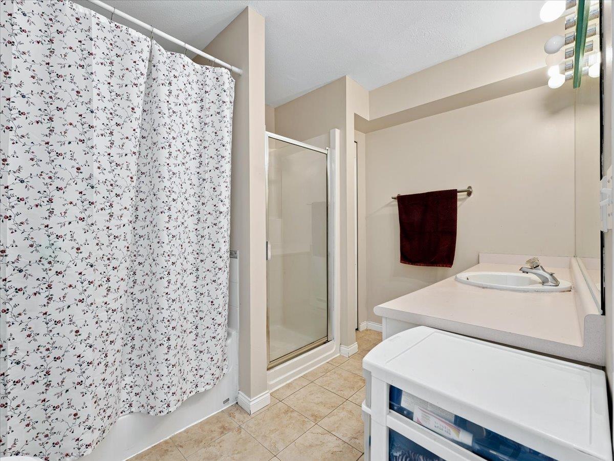 14 9926 151 Street Property Photo 20