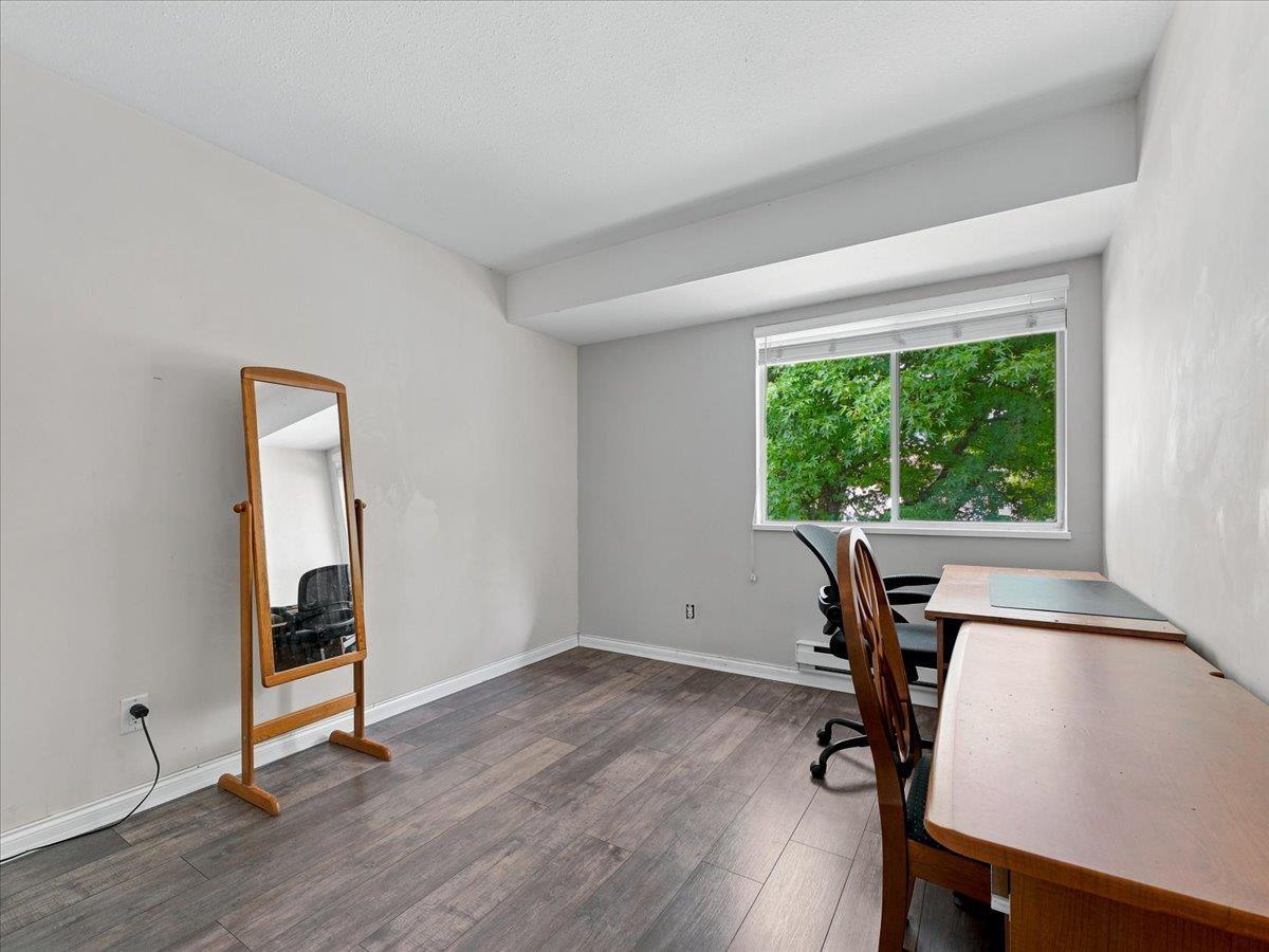 14 9926 151 Street Property Photo 22