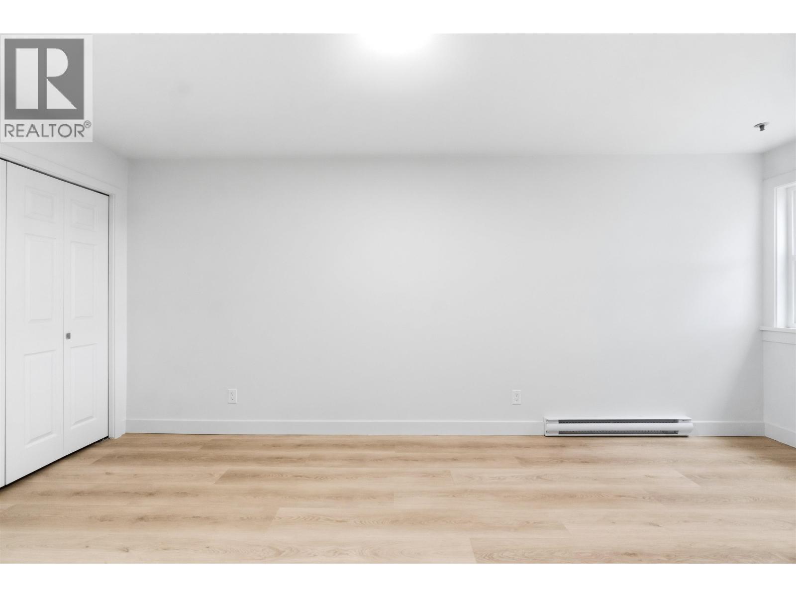 305 2928 Commercial Drive Property Photo 25