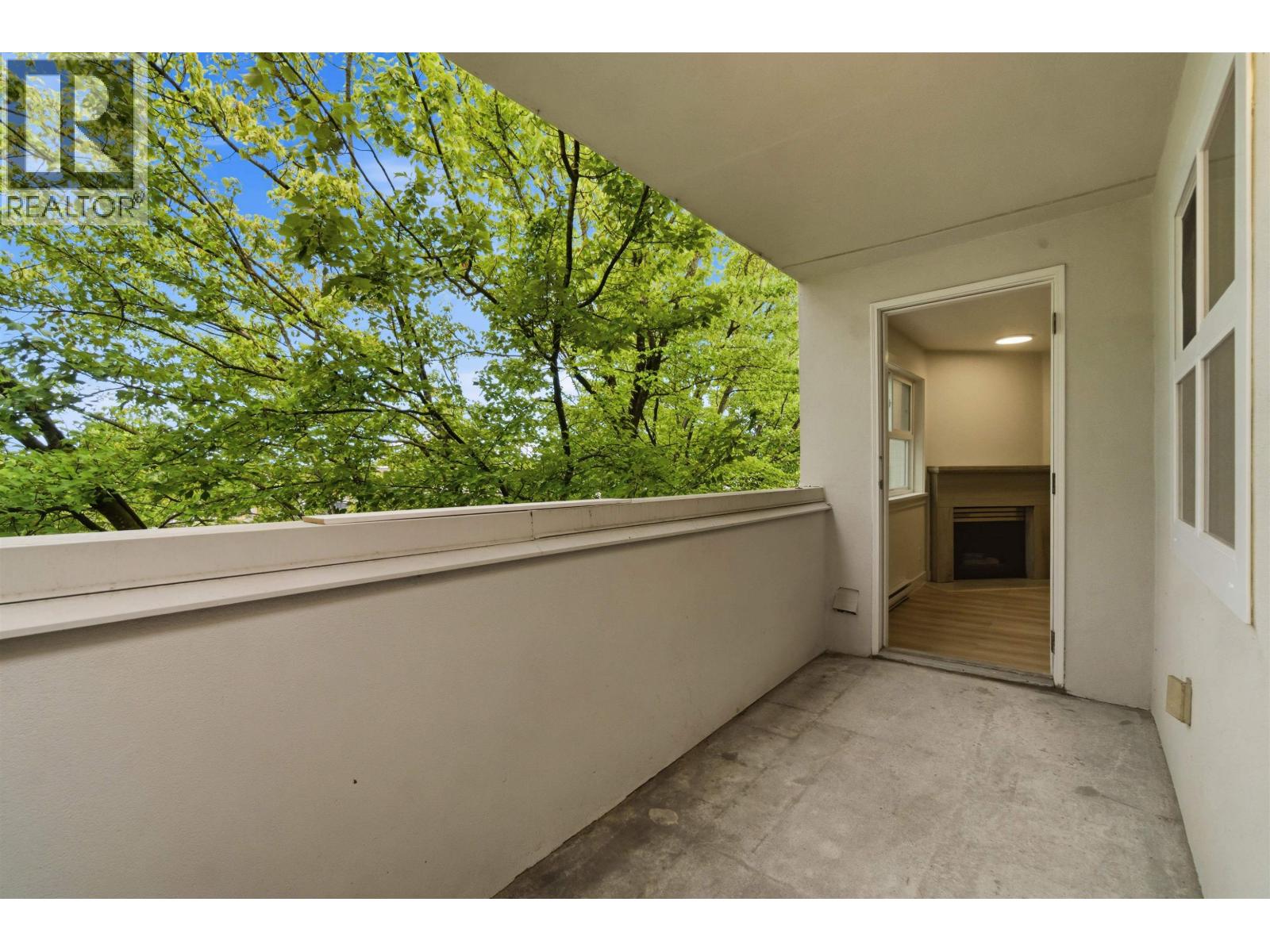 305 2928 Commercial Drive Property Photo 28