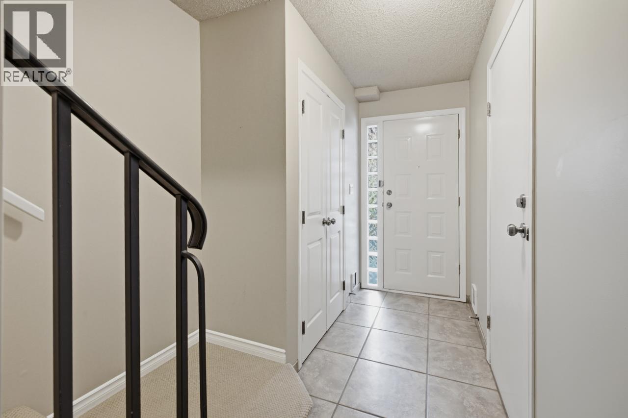 7 2990 Mariner Way Property Photo 2