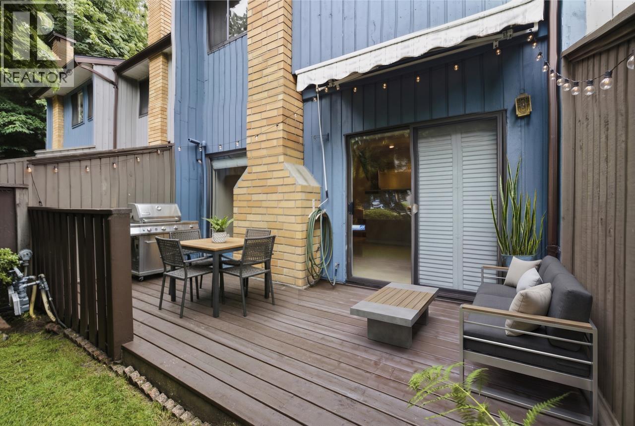 7 2990 Mariner Way Property Photo 11
