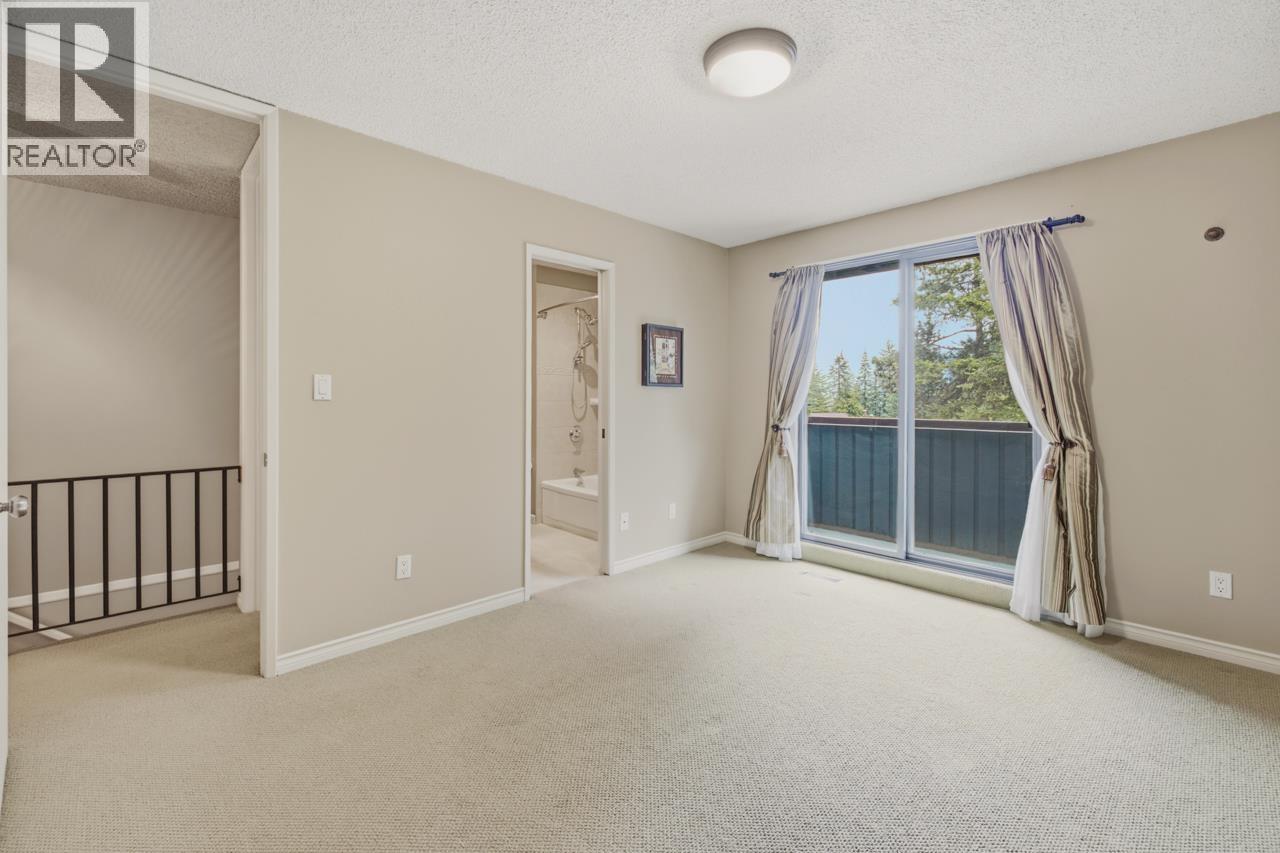 7 2990 Mariner Way Property Photo 18