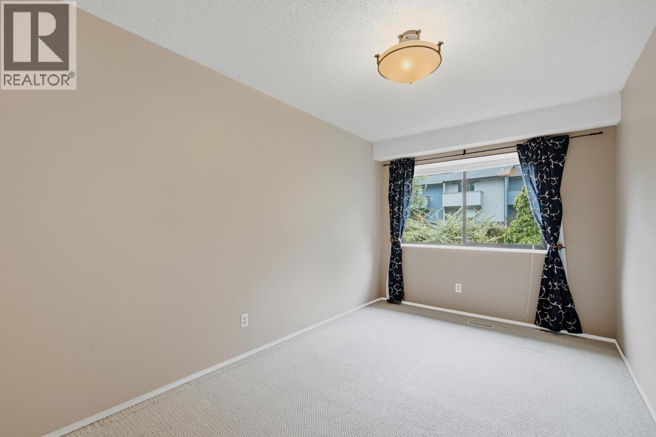 7 2990 Mariner Way Property Photo 27