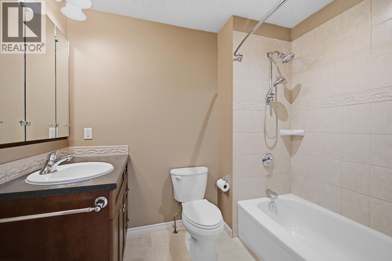 7 2990 Mariner Way Property Photo 30