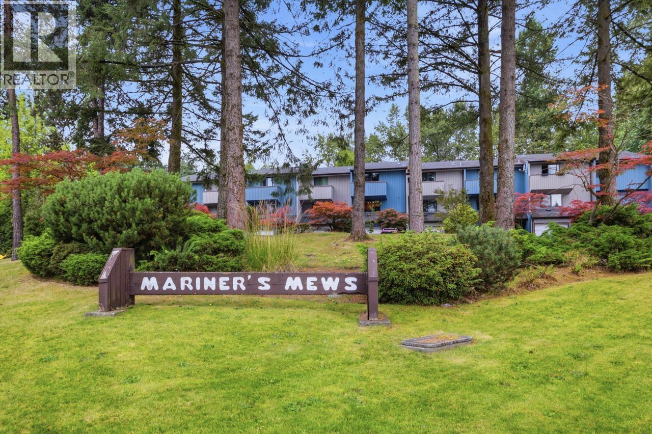 7 2990 Mariner Way Property Photo 36