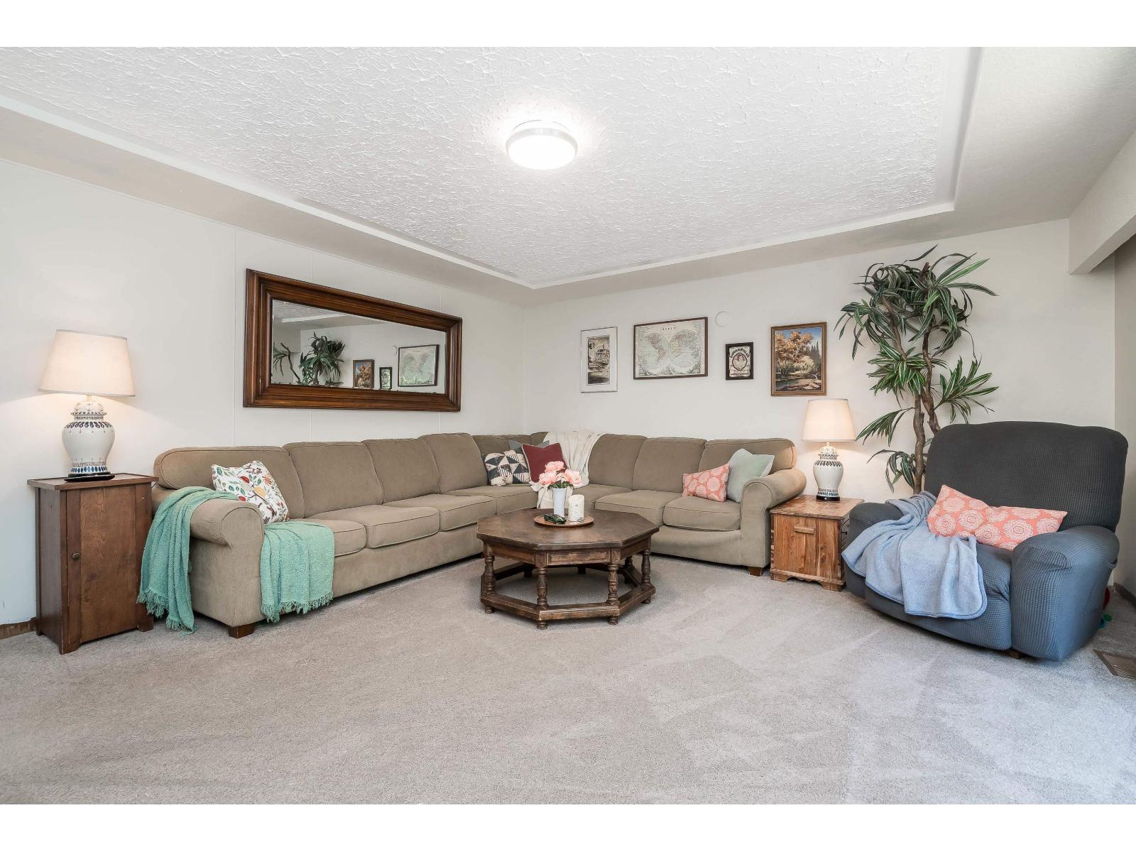 2821 276 Street Property Photo 15