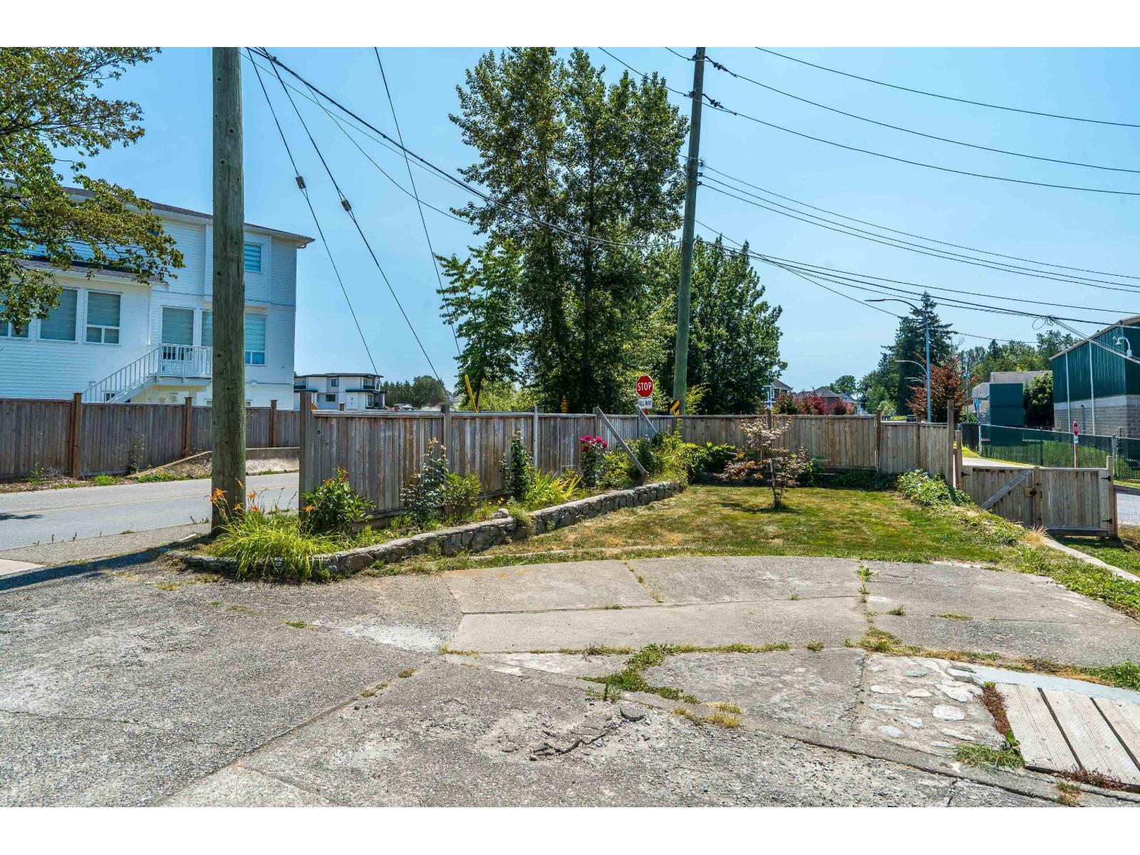 2821 276 Street Property Photo 33