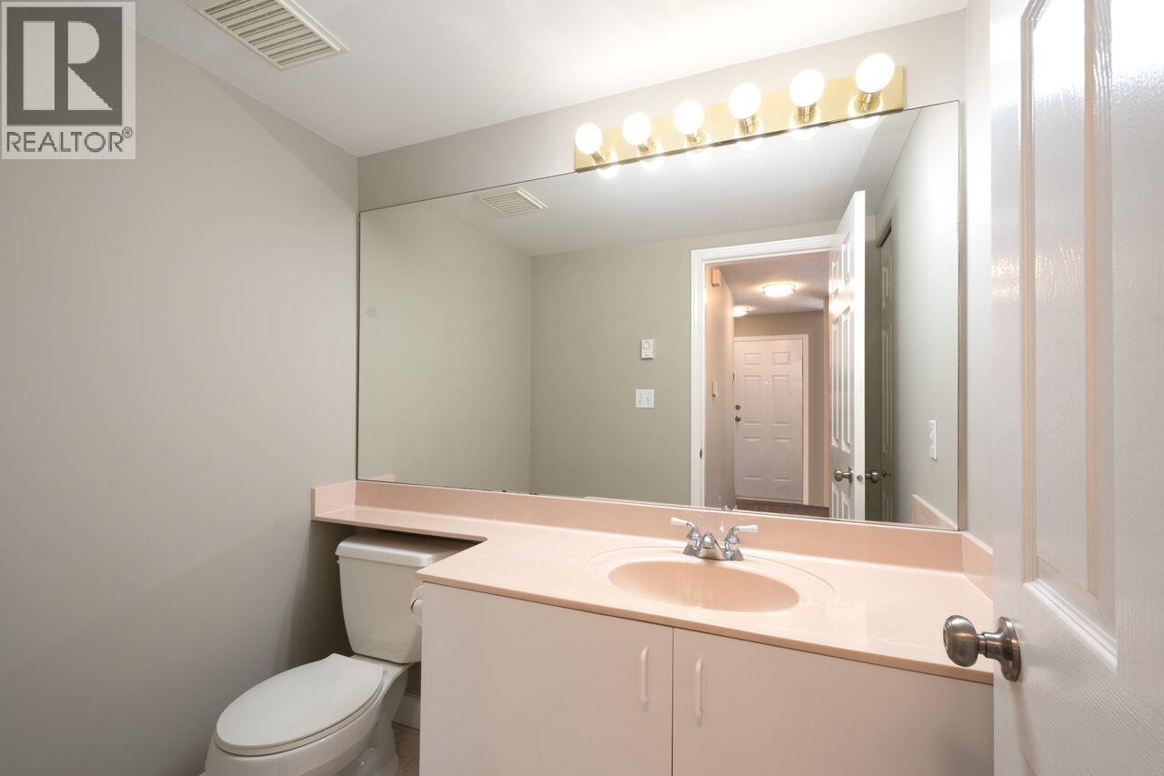 108e 3081 Glen Drive Property Photo 19