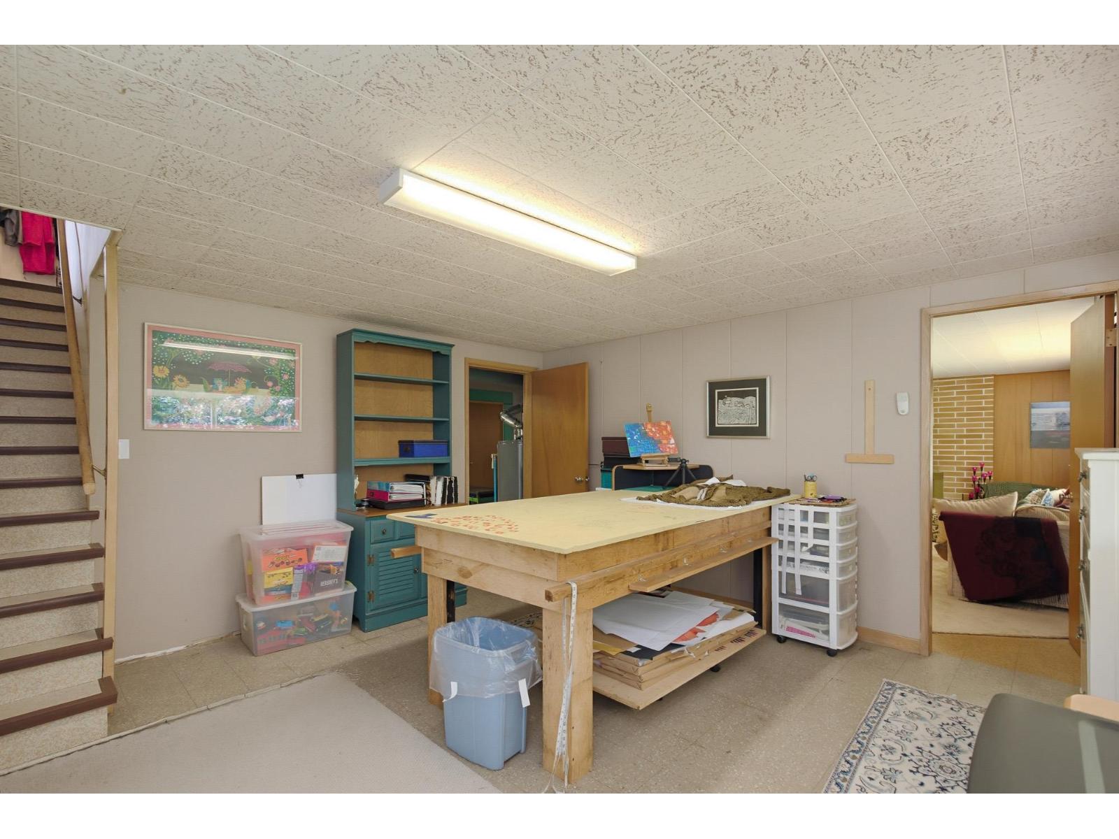 2822 Upland Crescent Property Photo 27